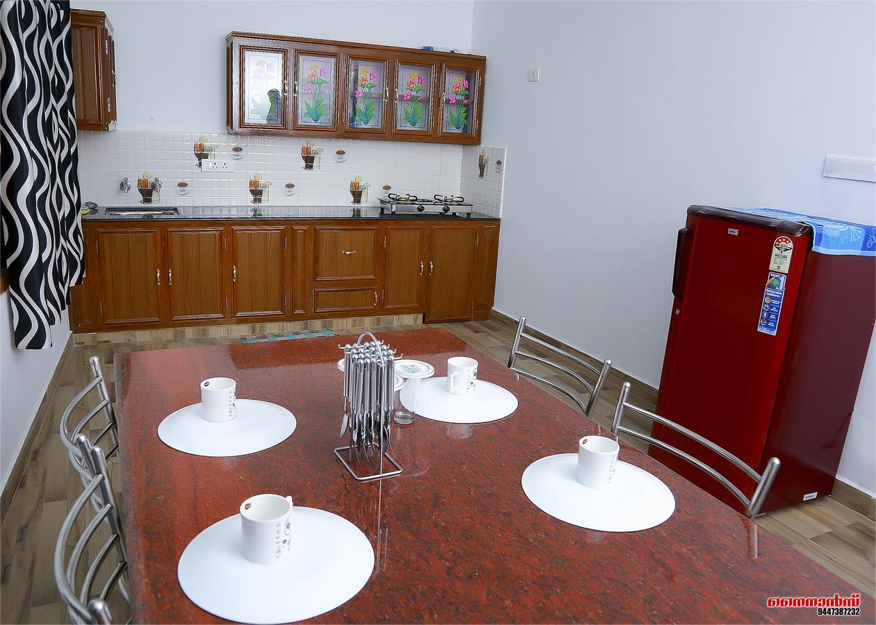 Holiday Villa Thekkady Kültér fotó