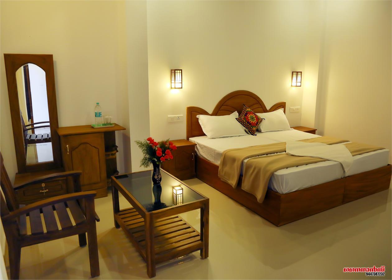 Holiday Villa Thekkady Kültér fotó