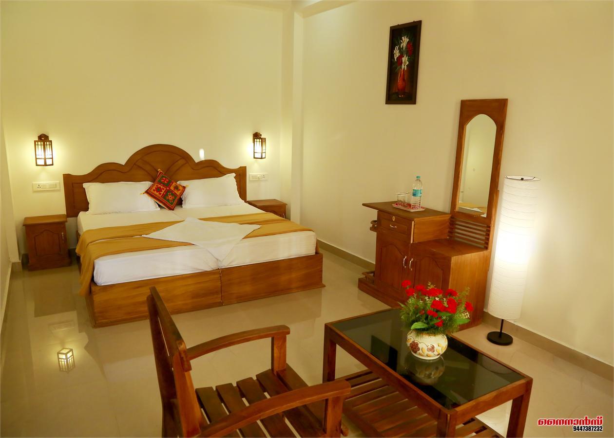 Holiday Villa Thekkady Kültér fotó