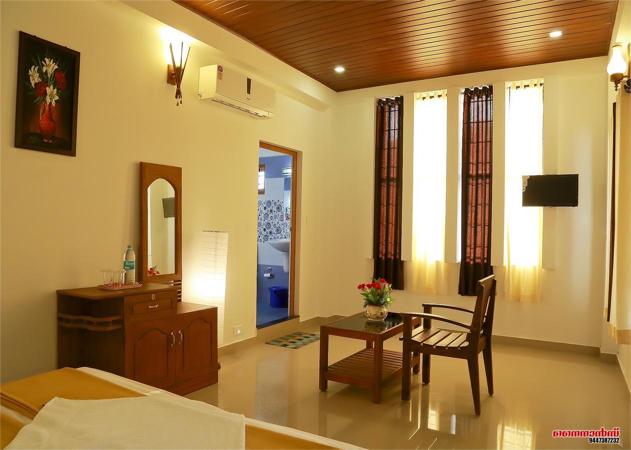 Holiday Villa Thekkady Kültér fotó